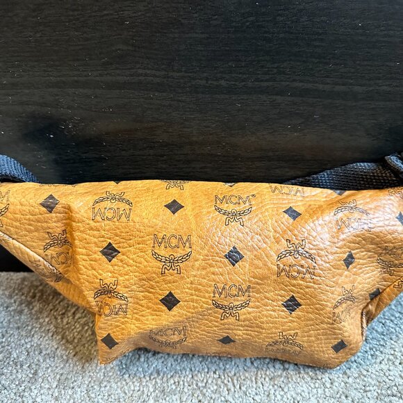 MCM Cognac Vintage Fanny Pack - Picture 4 of 14